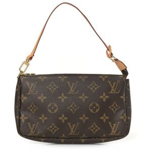 Louis vuitton monogram pouchette. This bag does have some signs of use
